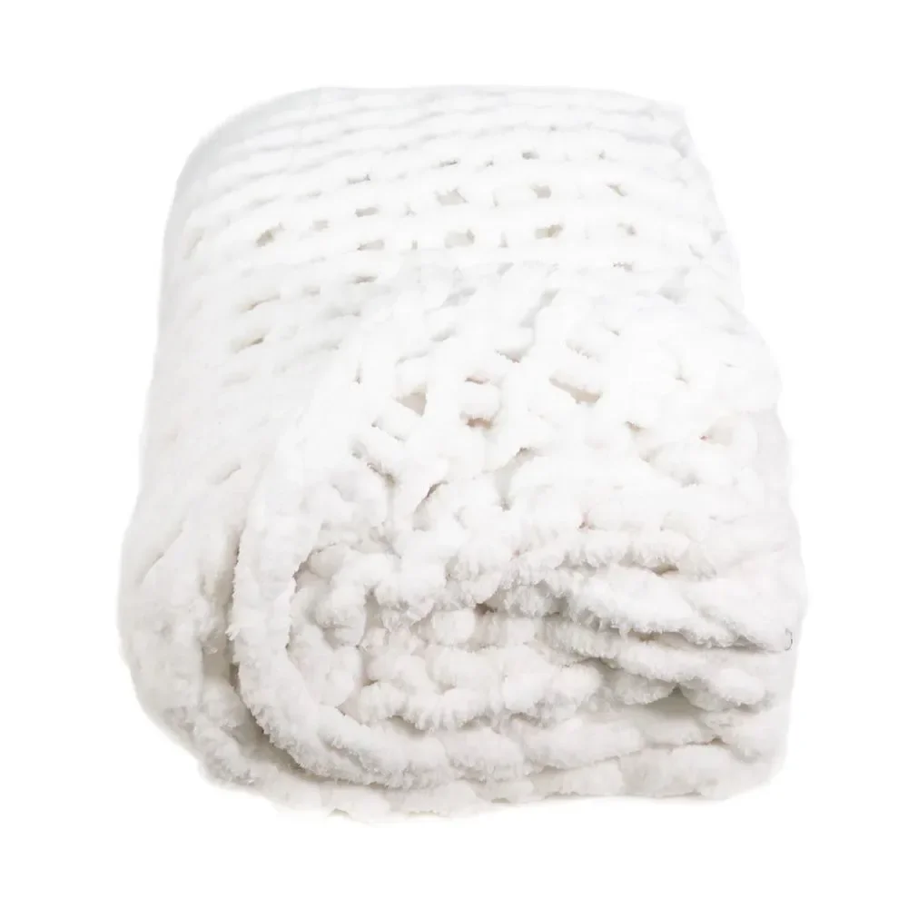 AVIVA STANOFF Marshmallow Chunky Knit Throw 50X70” in Cream Color